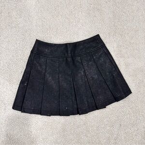 Elegant Black Pleated Skirt